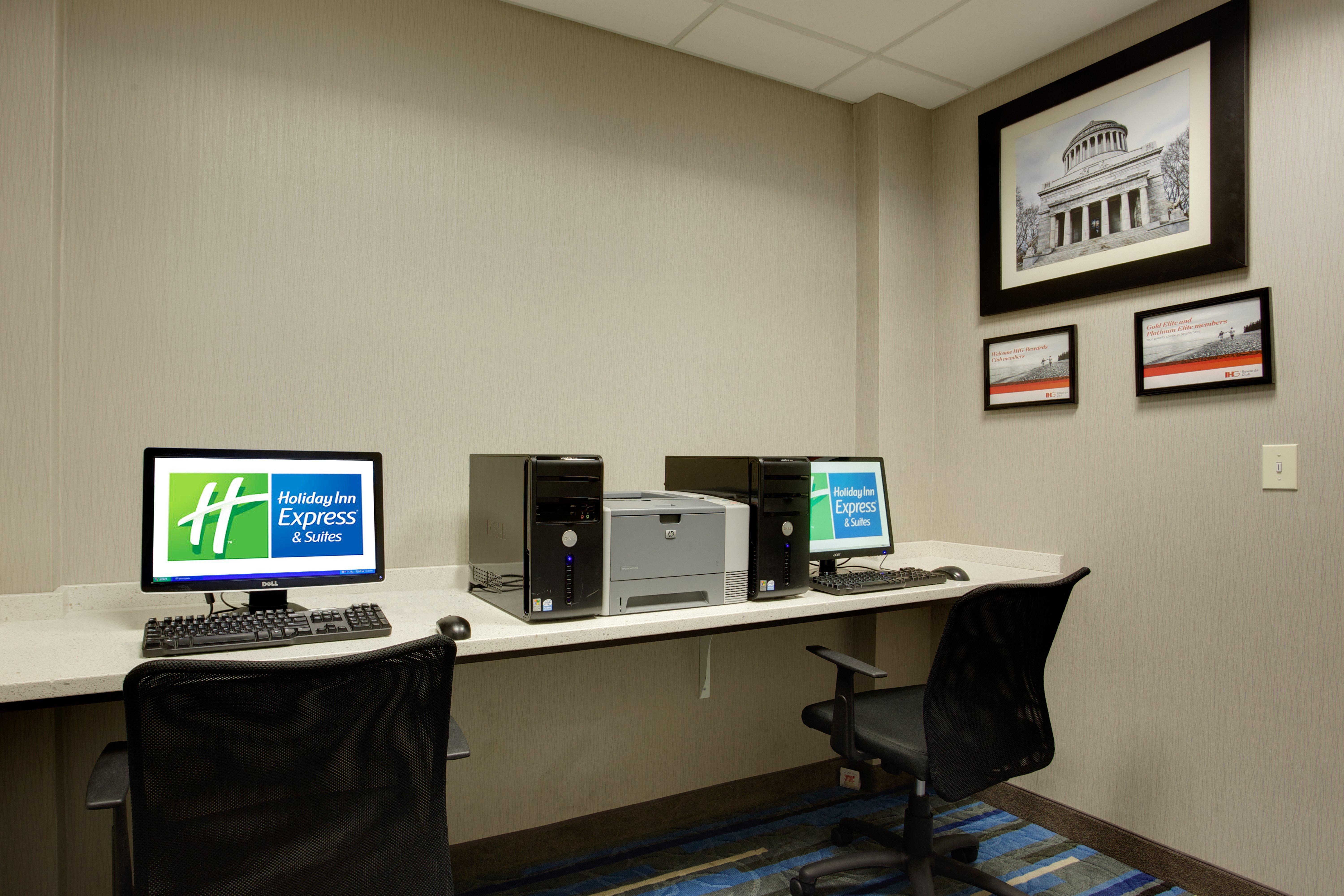 Holiday Inn Express Hotel & Suites Meadowlands Area By Ihg Carlstadt Exteriör bild